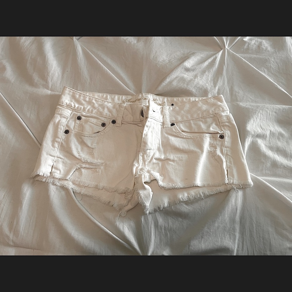 White American Eagle Shorts